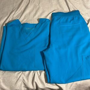 Men’s Mandala Scrub set (never worn)